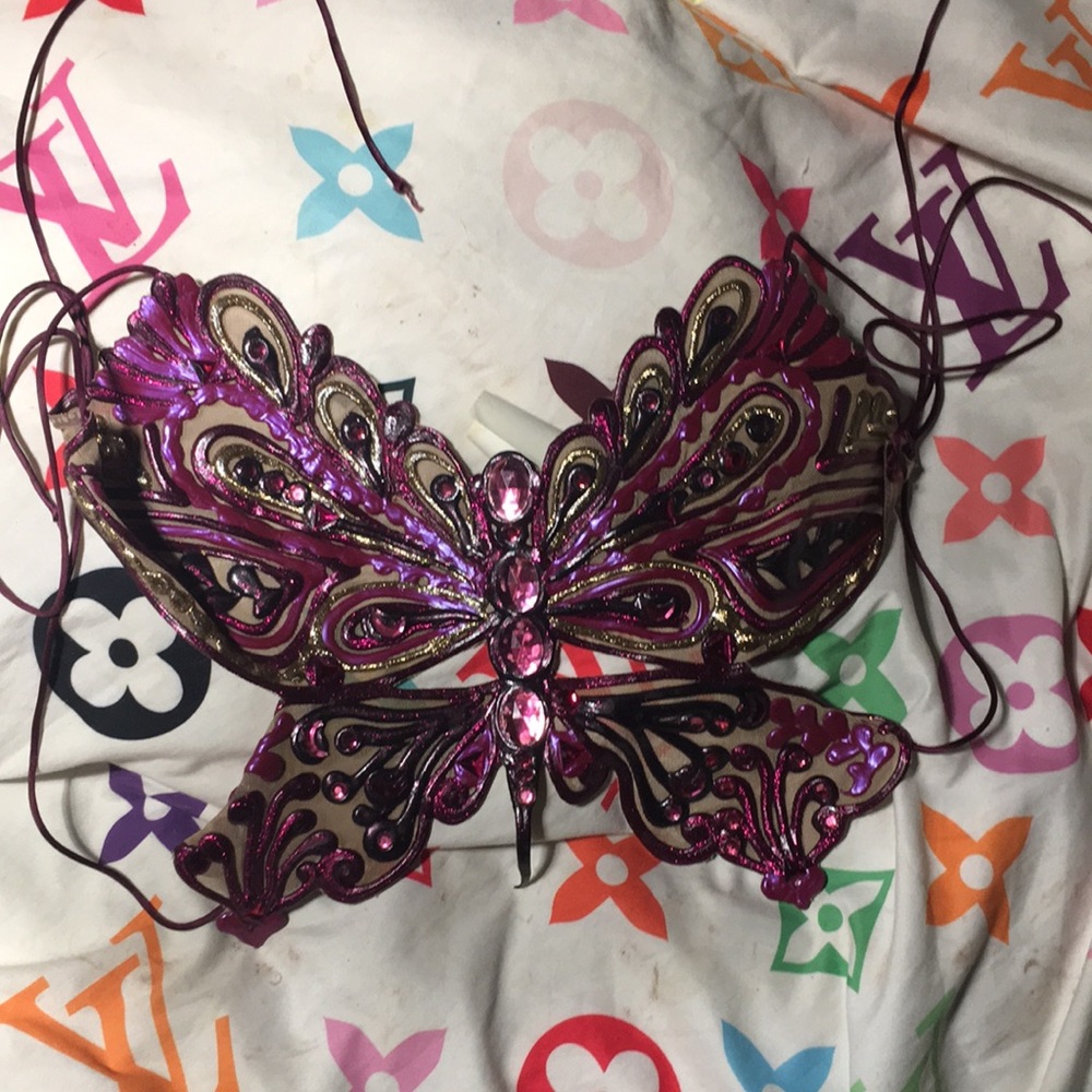 Ema savahl butterfly top